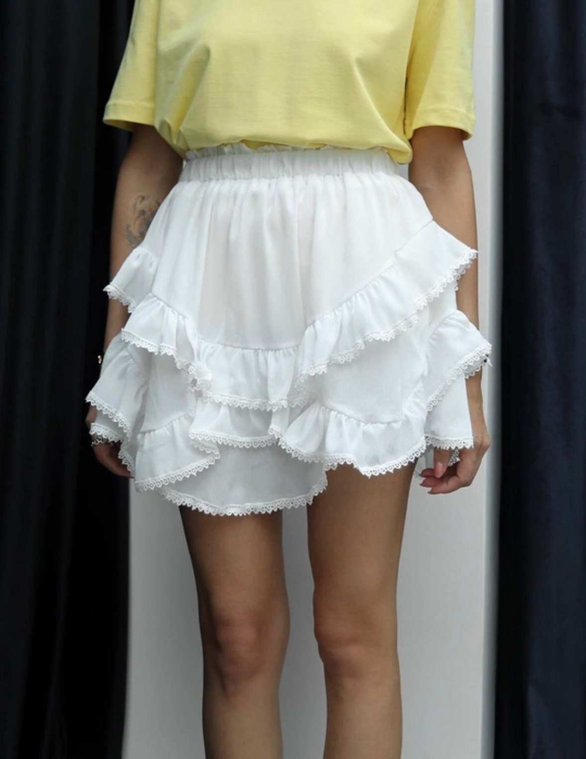 Gathered Mini skirt in White